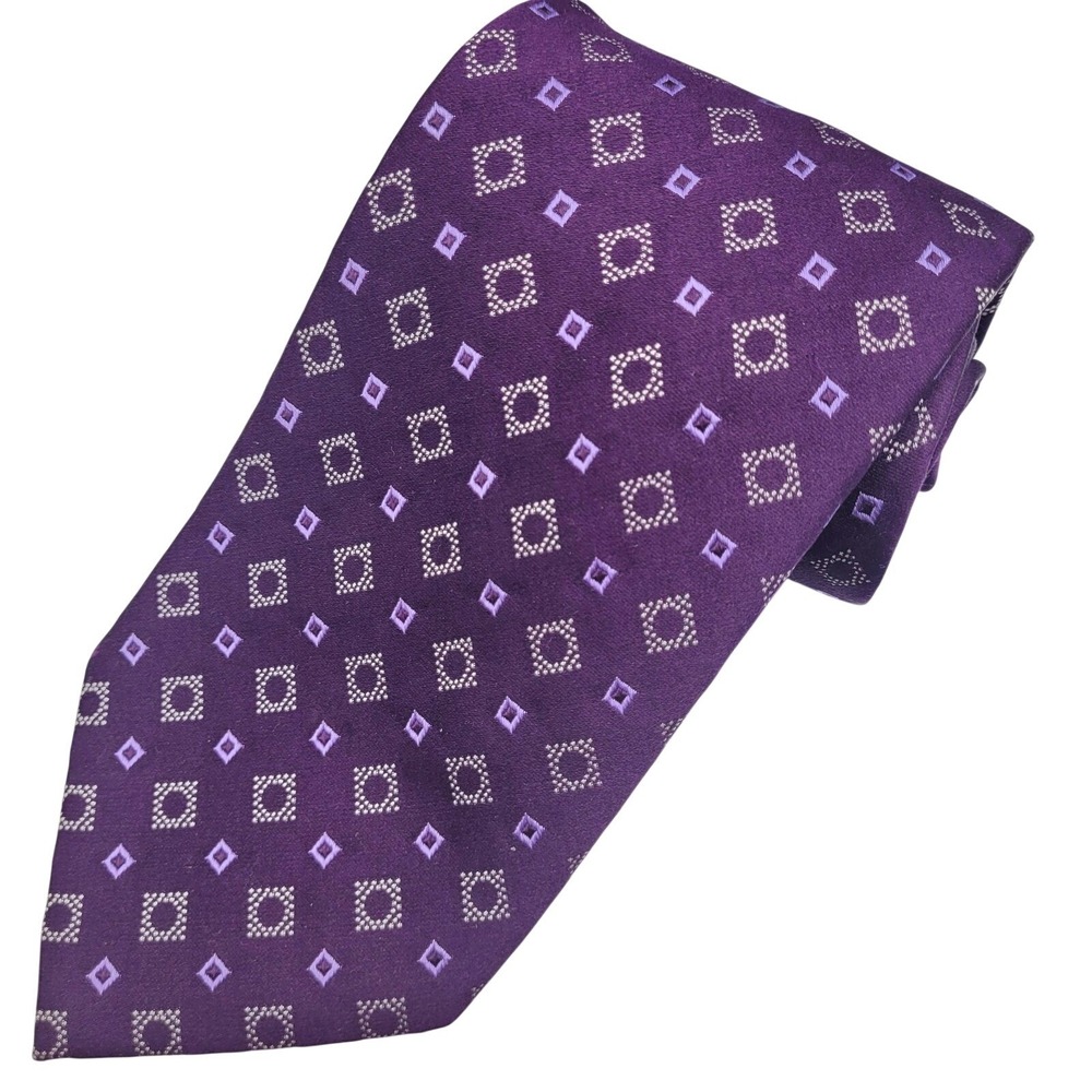 Jos A. Bank Signature Collection Purple Lavender Foulard 100% Silk‎ Tie Necktie